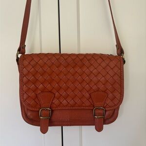 Divina Firenze Woven brown Leather crossbody bag: Genuine leather from Italy